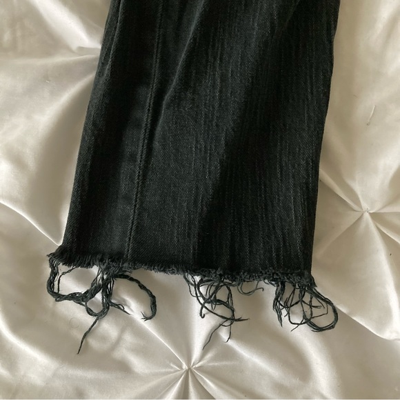 Levi’s 32x30 (no size tag) black slim-fit jeans with raw edge hem and red tab - Picture 2 of 10